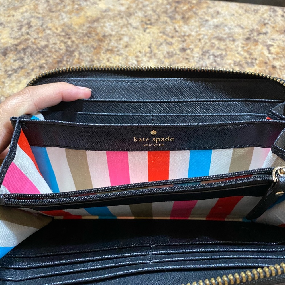 Kate Spade Wallet - Picture 6 of 6
